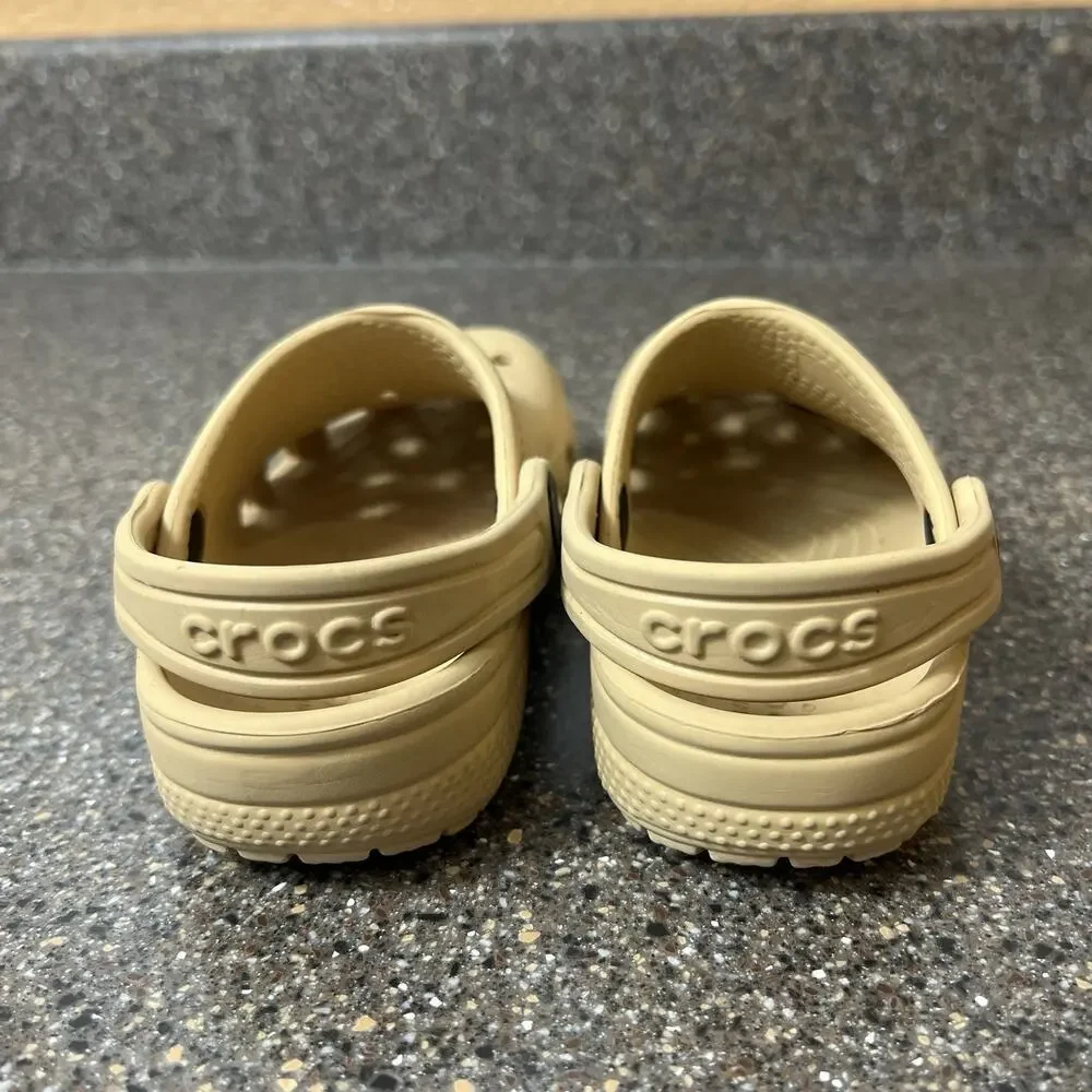 Crocs Iconic Comfort Little Kids Size 9 Mustard Clogs wt Jibbitz Slip On Outdoor